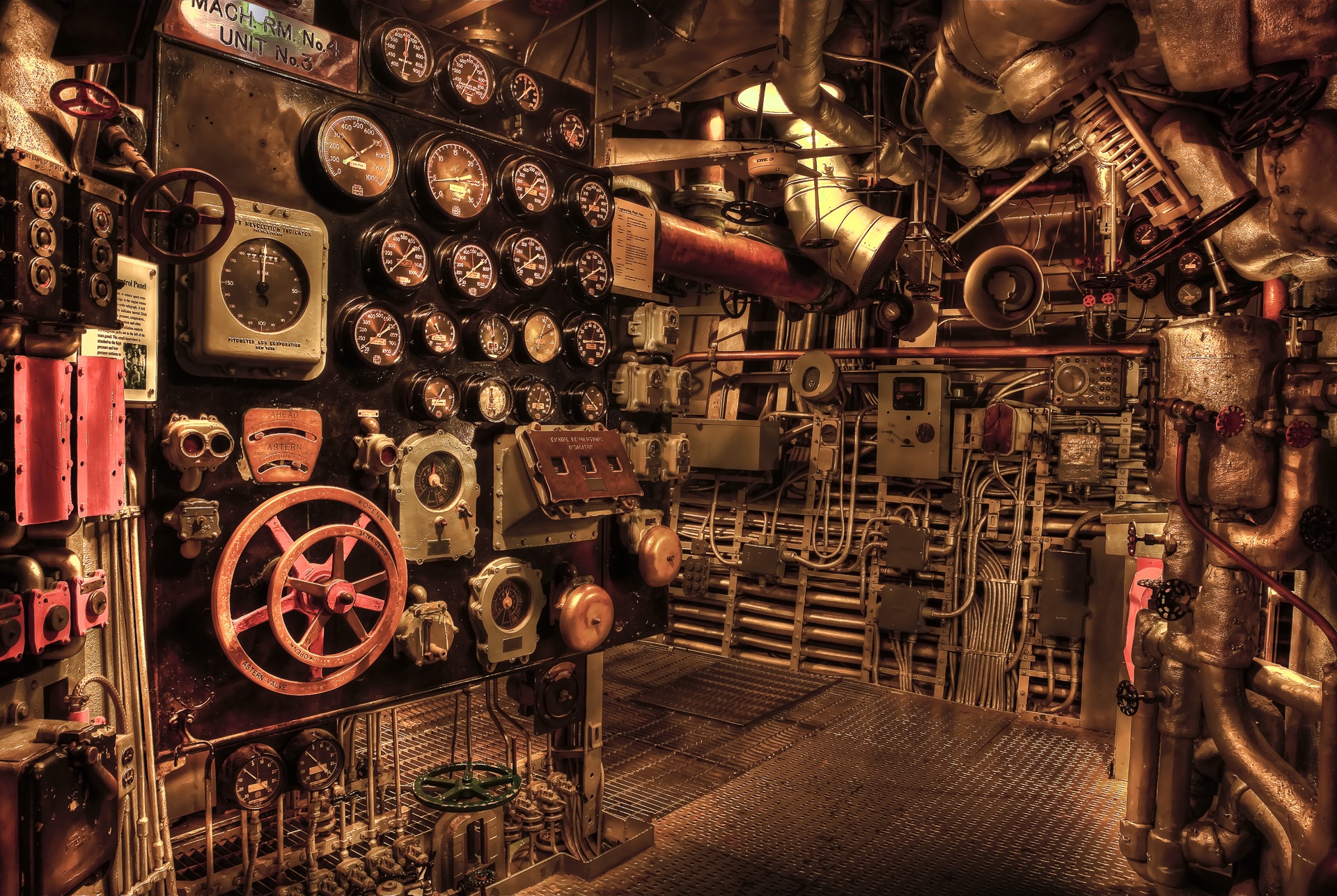 battleship-engine-room-historic-war-53562